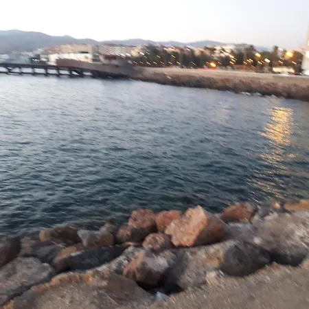 Junto Al Mar Quesada 2 Apartment