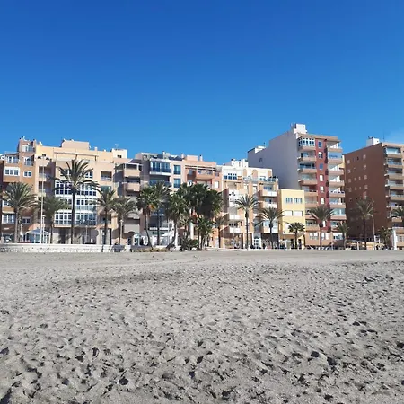 Junto Al Mar Quesada 2 *